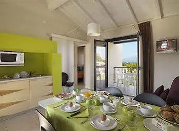 Hotel Belvedere Village