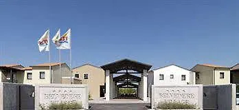 Belvedere Village